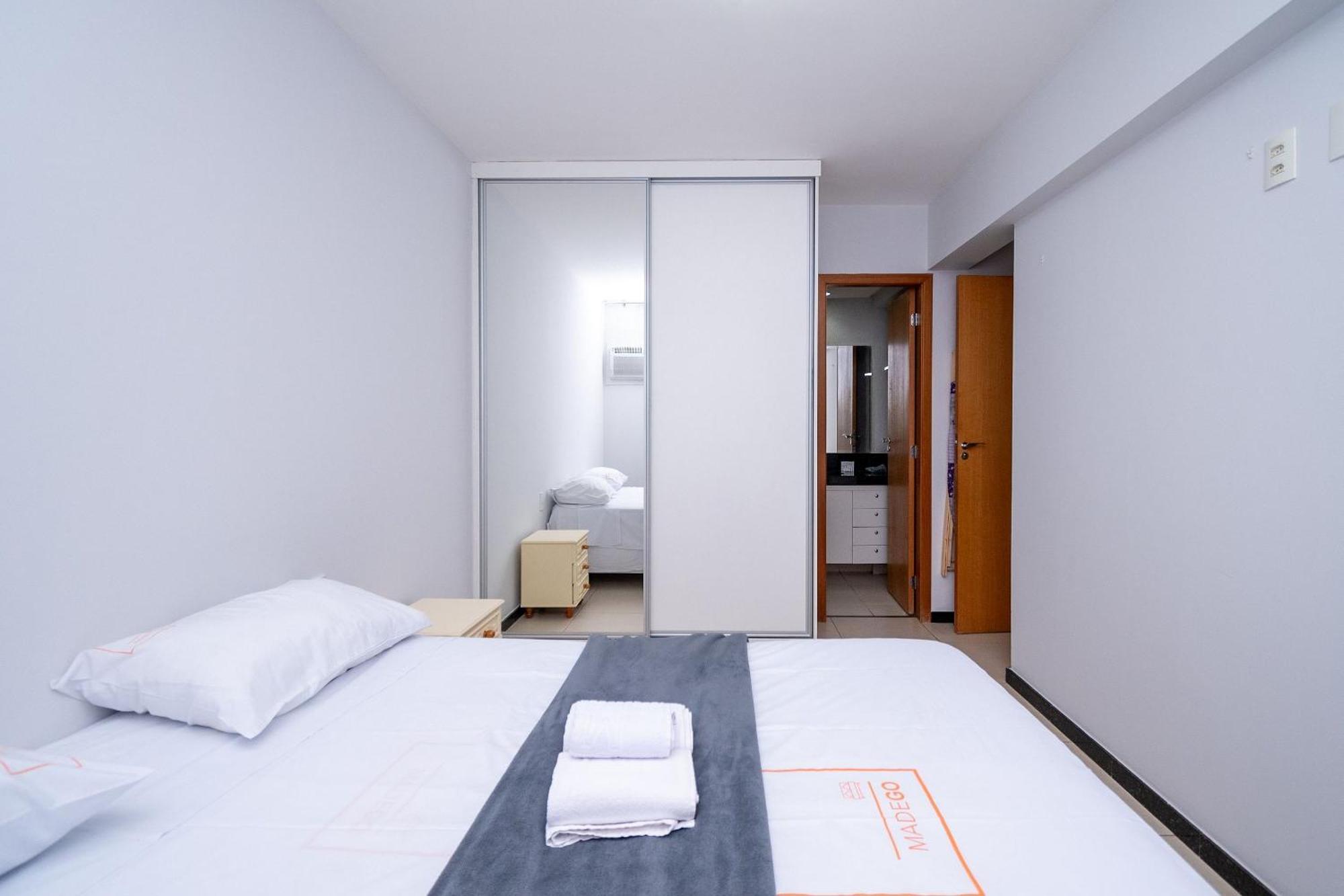 Pde - Apartamentos Proximos Do Centro Гояния Экстерьер фото