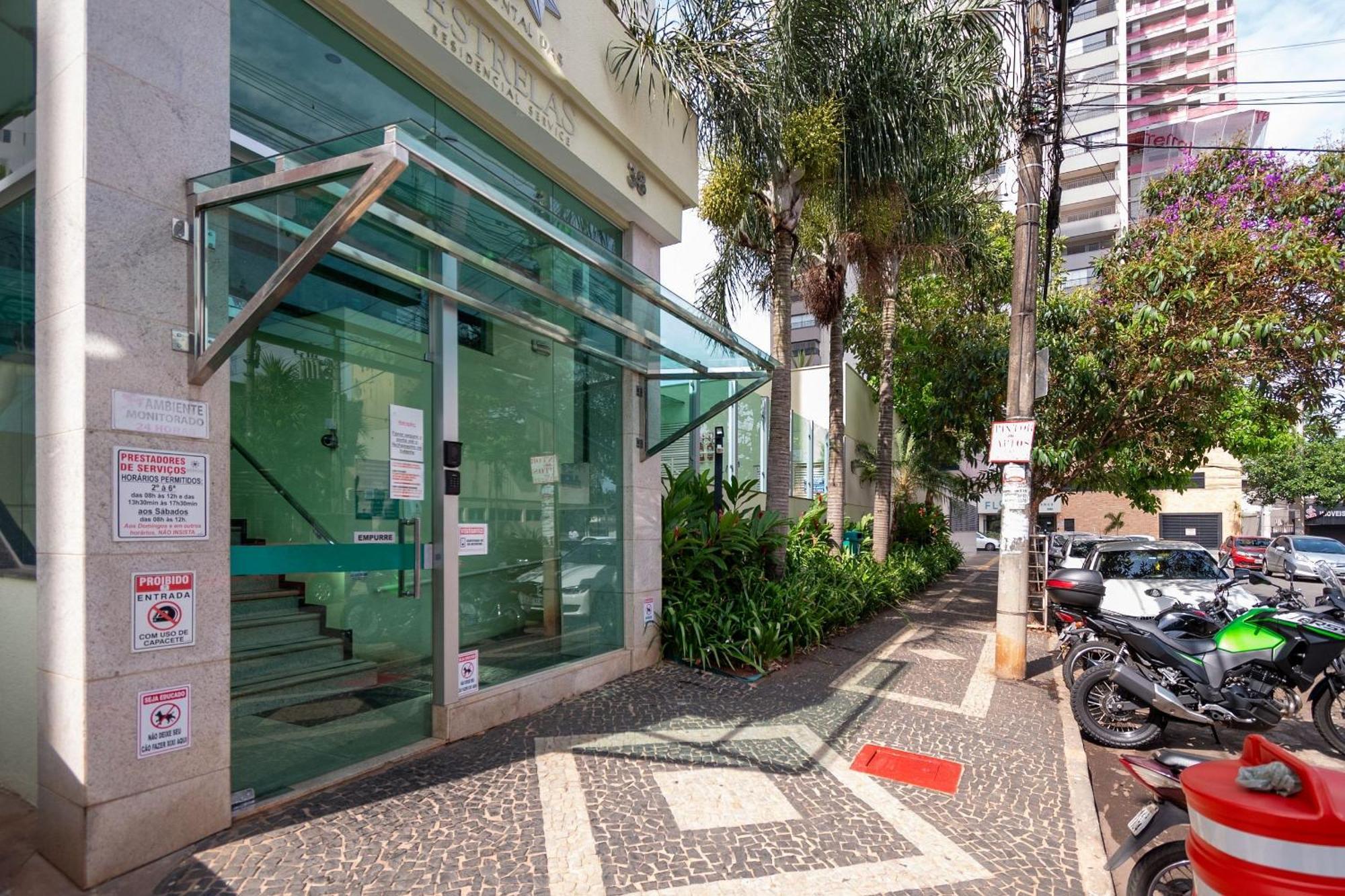 Pde - Apartamentos Proximos Do Centro Гояния Экстерьер фото